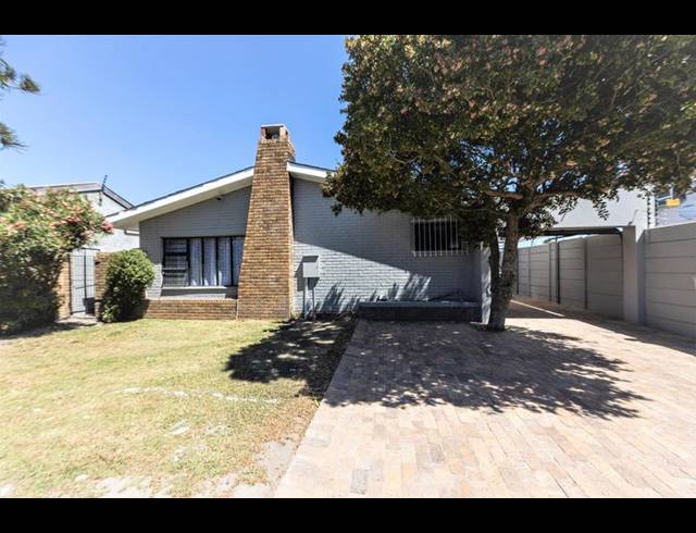 3 BEDROOM HOUSE FOR SALE IN LOTUS RIVER